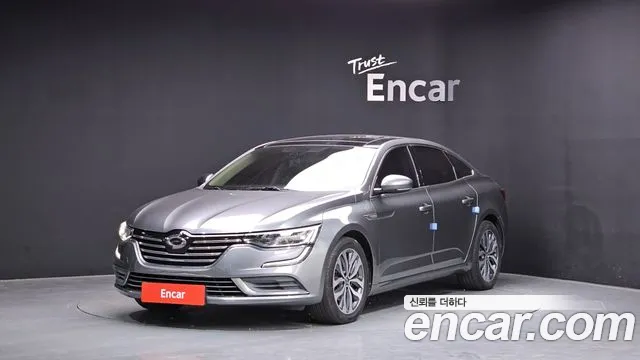 Renault SM6 2016