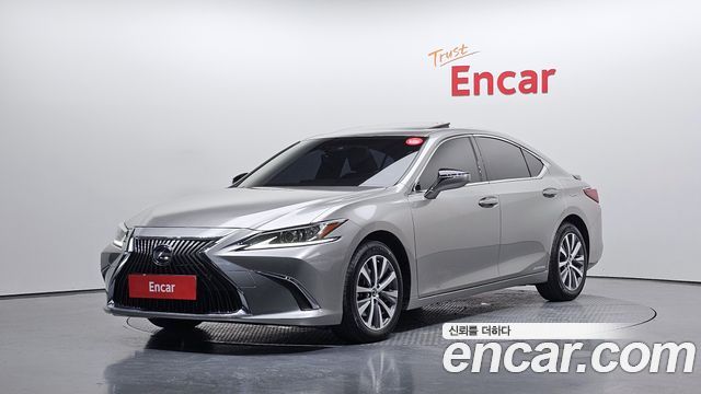 Lexus ES 2018