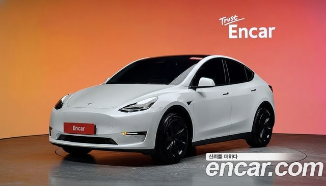 Tesla Model Y 2022