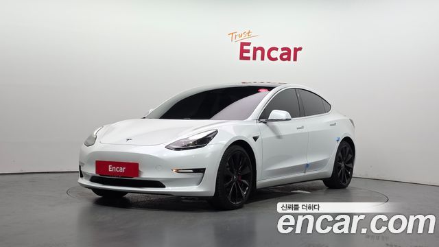 Tesla Model 3 2020