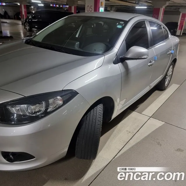 Renault SM3 2013
