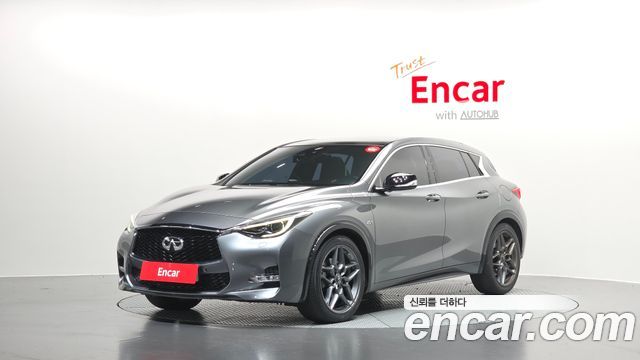 Infiniti Q30 2017