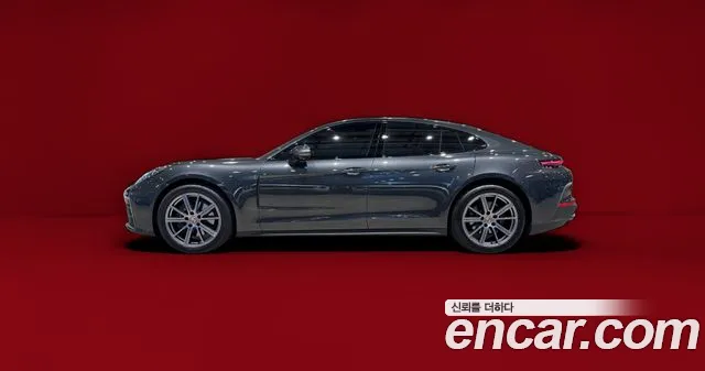 Porsche Panamera 2025