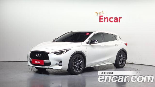 Infiniti Q30 2017