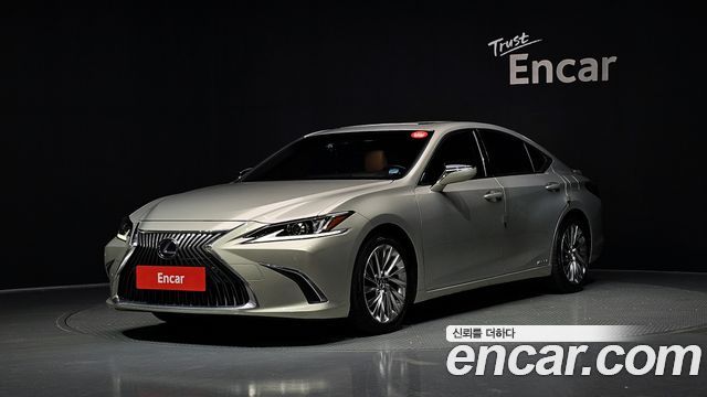 Lexus ES 2018