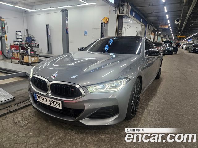 BMW 8-Series 2022