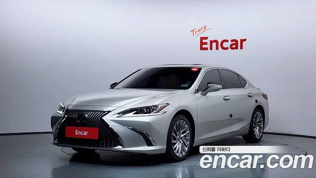 Lexus ES 2018