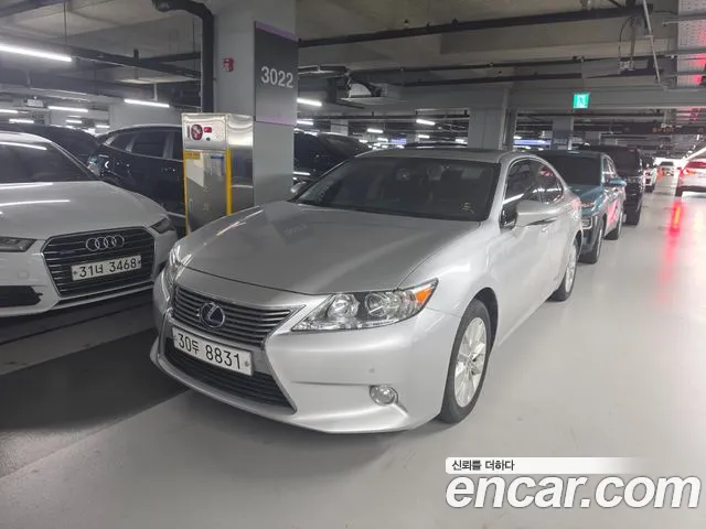 Lexus ES 2013