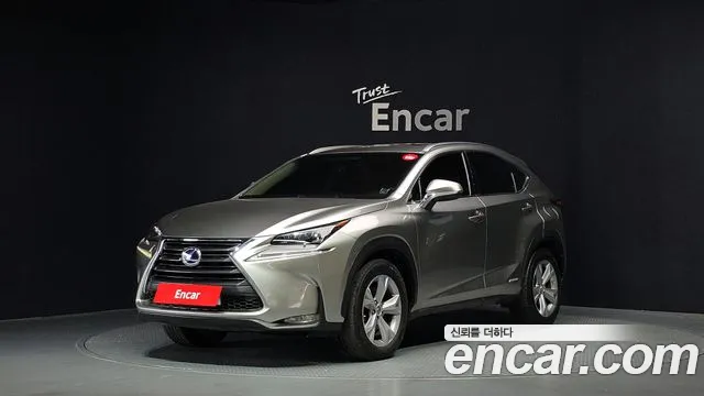 Lexus NX 2015
