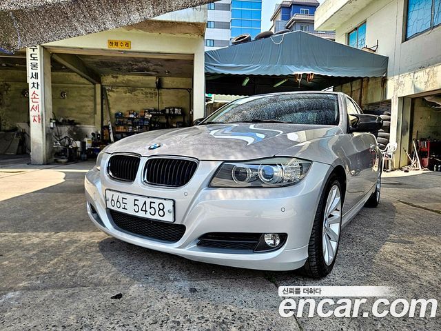 BMW 3-Series 2010