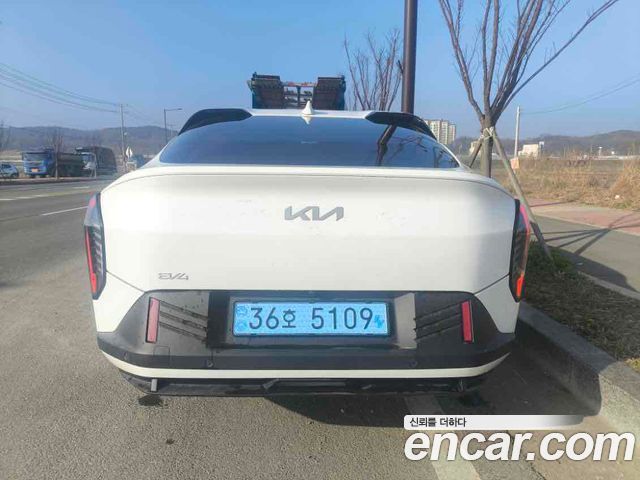 Kia EV4 2026