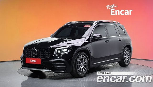 Mercedes-Benz GLB-Class 2023
