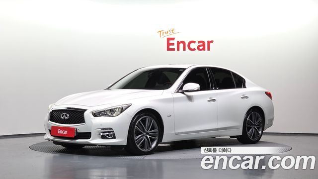 Infiniti Q50 2015