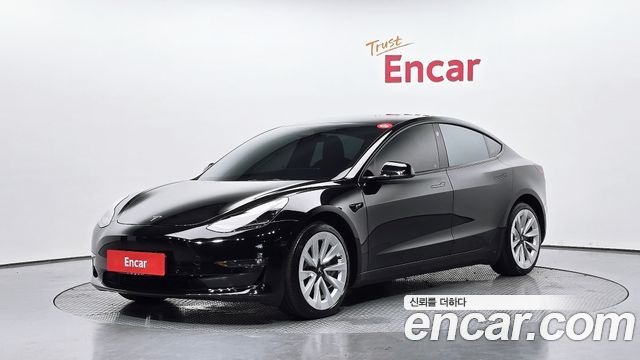 Tesla Model 3 2022