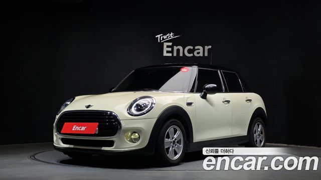 MINI Cooper 2018