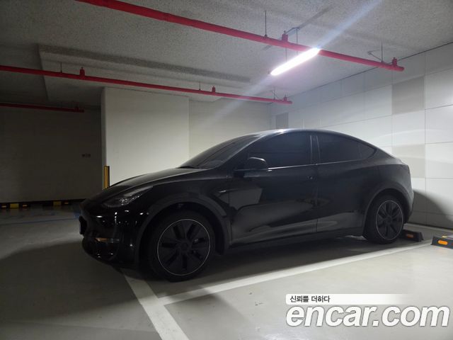 Tesla Model Y 2021