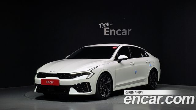 Kia K5 2025