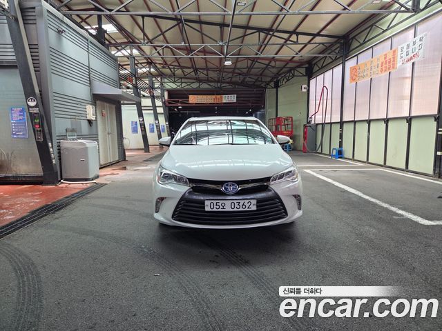 Toyota Camry 2016