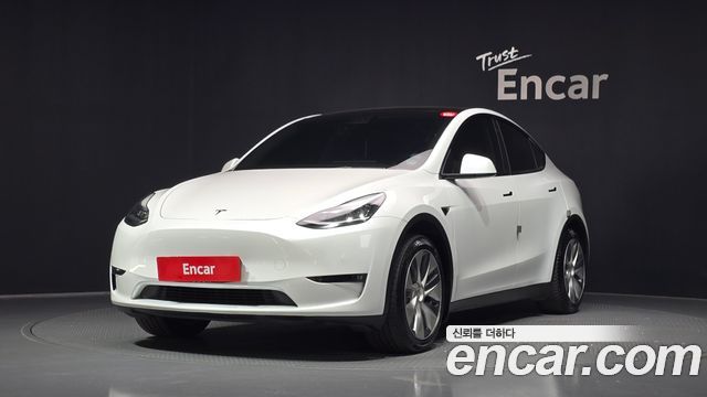 Tesla Model Y 2021