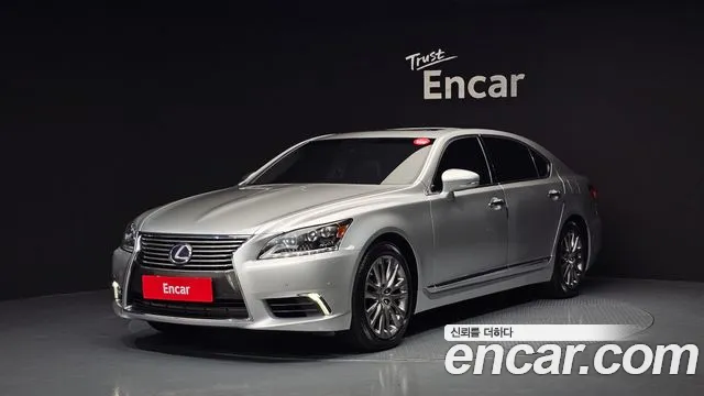 Lexus LS 2014