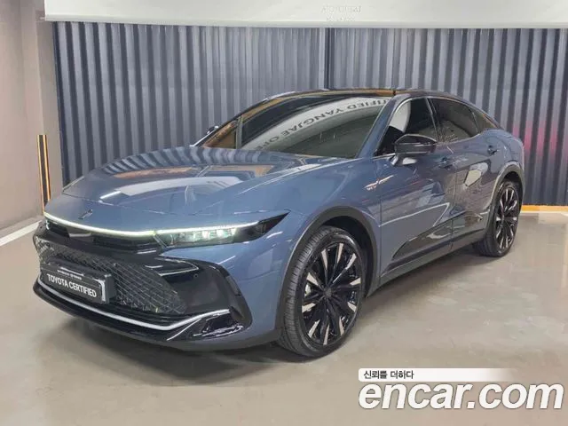 Toyota Crown 2025