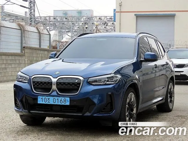 BMW iX3 2022