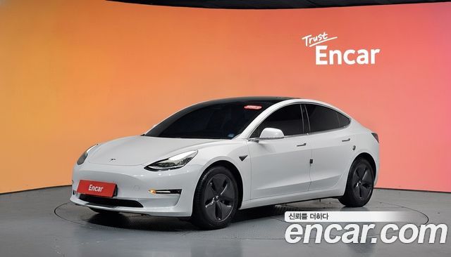 Tesla Model 3 2019
