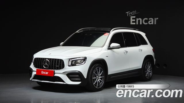 Mercedes-Benz GLB-Class 2023
