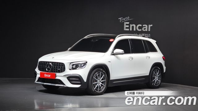 Mercedes-Benz GLB-Class 2023