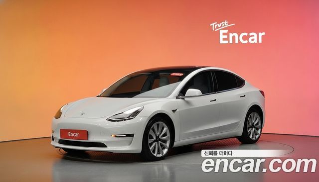 Tesla Model 3 2020