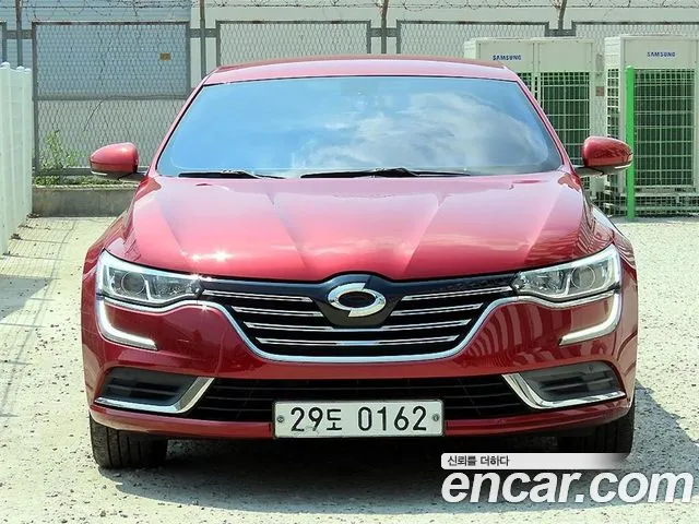 Renault SM6 2016