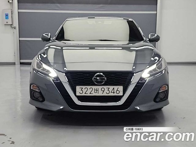 Nissan Altima 2019