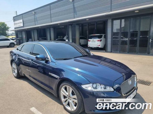 Jaguar XJ 2013