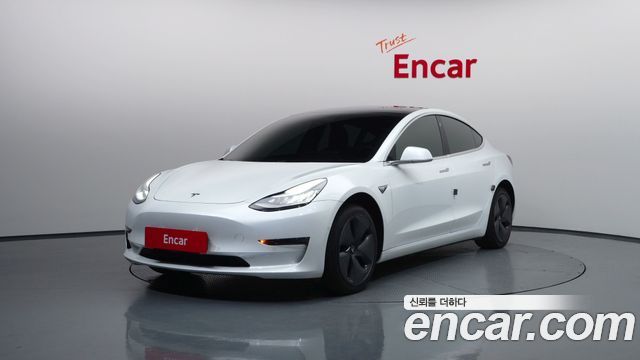 Tesla Model 3 2020