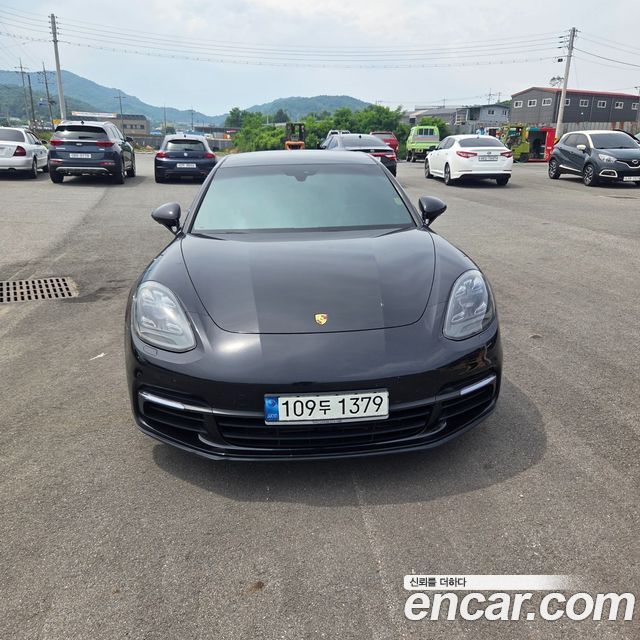 Porsche (971) 2018