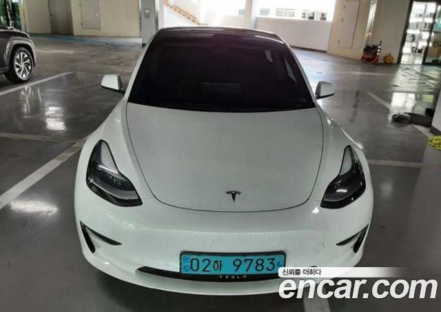 Tesla Model 3 2022