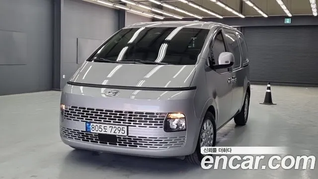 Hyundai Staria 2022