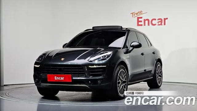 Porsche Macan 2016