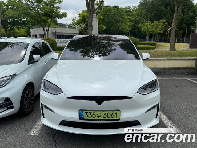 Tesla Model X 2026