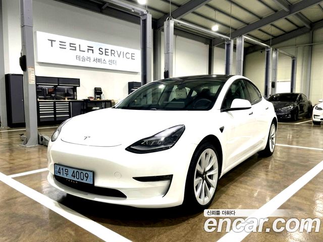 Tesla Model 3 2022