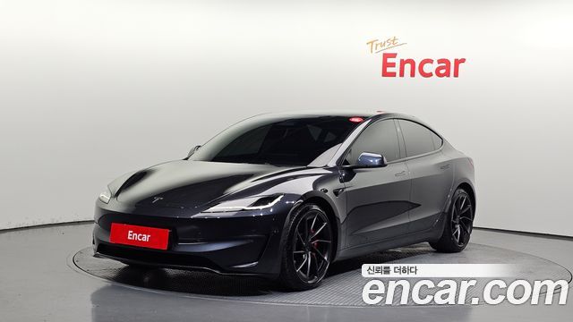 Tesla Model 3 2025