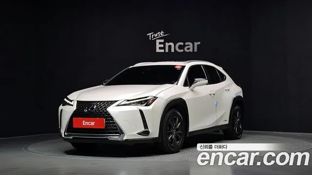 Lexus UX 2019