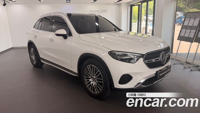 Mercedes-Benz GLC-Class 2025