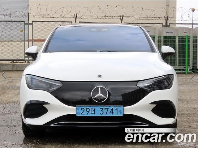 Mercedes-Benz EQE 2023