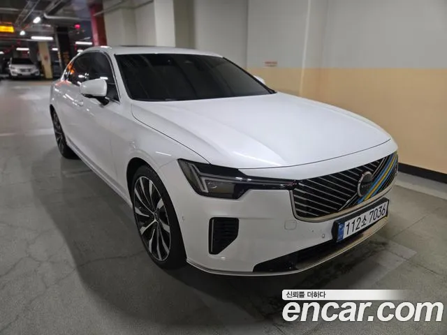 Volvo S90 2026