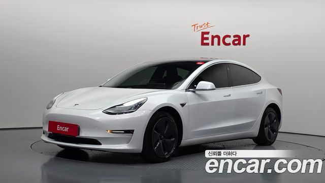 Tesla Model 3 2020