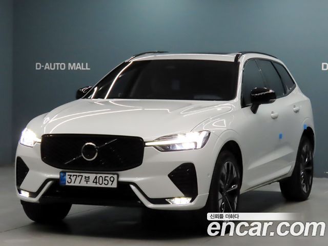 Volvo XC60 2025