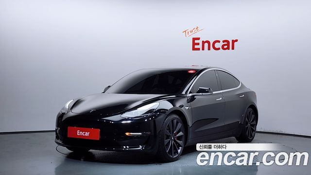 Tesla Model 3 2020