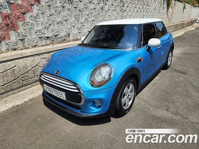 MINI Cooper 2015