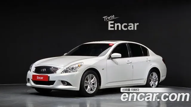 Infiniti G 2013